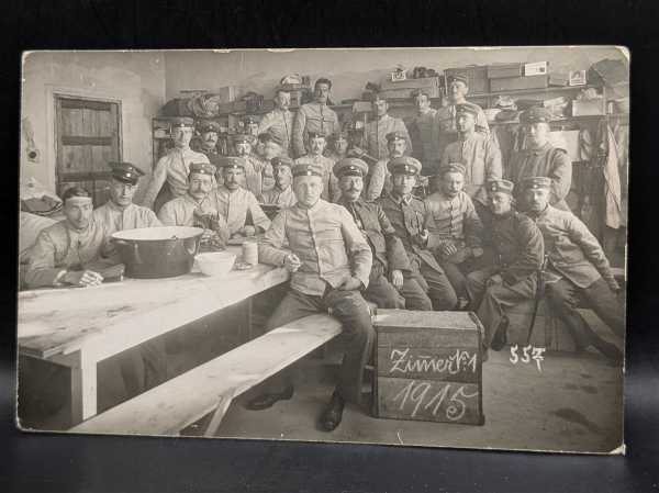 Ansichtskarte Postkarte Feldpost Zimer N1 1915 Kompanie Regiment Soldaten Stube