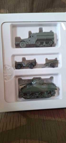 ROCO 998 Minitanks D-Day Panzer Kettenfahrzeuge Anhänger OVP H0 1:87