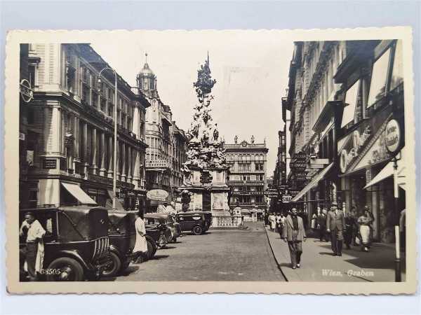 AK Ansichtskarte Postkarte Feldpost Wien Graben Straße Schilder Autos