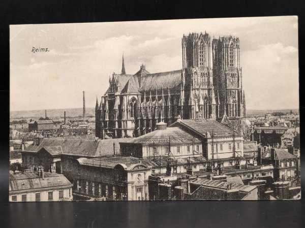 AK Ansichtskarte Postkarte Feldpost Reims Frankreich Kirche