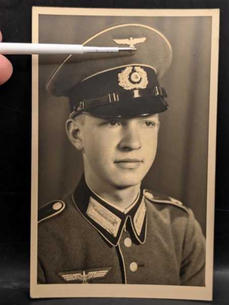 AK Ansichtskarte Postkarte Feldpost Foto Schirmmütze Heer Uniform