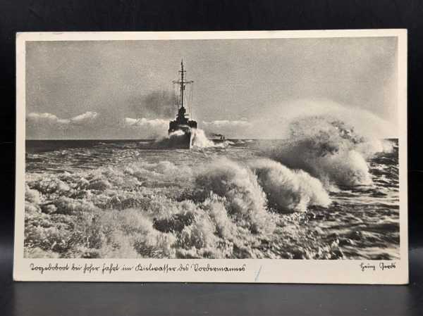 Ansichtskarte Postkarte Feldpost Foto Torpedoboot bei voller Fahrt Kriegsmarine