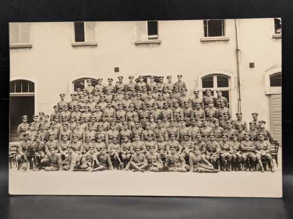 AK Ansichtskarte Postkarte Feldpost Foto Kompanie Regiment General Soldaten