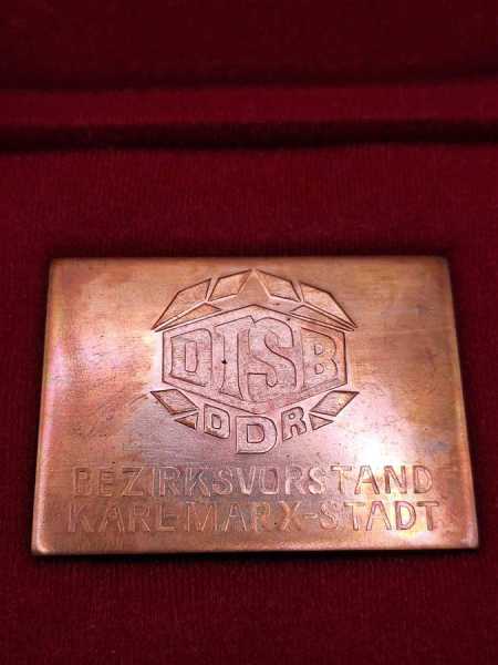 Ehrengabe des Bezirksvorstandes Karl-Marx-Stadt des DTSB DDR Medaille Plakette