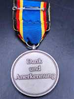 Fluthilfe 2002 Dank und Anerkennung Medaille Elbehochwasser Bundeswehr THW BGS