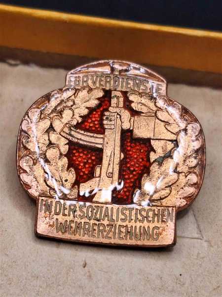 DDR NVA Für Verdienste in der Sozialistischen Wehrerziehung Bronze Etui