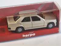 Herpa Mercedes Benz 190E Auto Fahrzeug Eisenbahn H0 1:87...