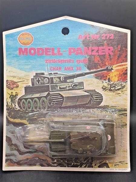 Four Model Die Cast Tanks T-707 Char Amax 30 HO 1:87 Metal Fertigmodell RAR OVP