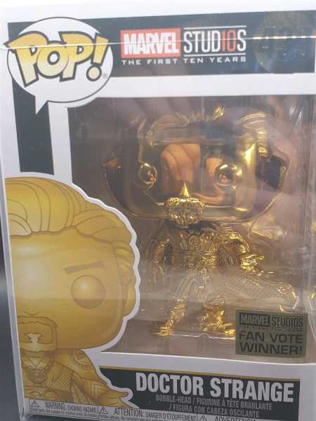 FUNKO POP Marvel Studios First Ten Years 439 Doctor Strange GOLD + PROTECTOR