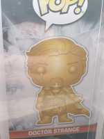 FUNKO POP Marvel Studios First Ten Years 439 Doctor Strange GOLD + PROTECTOR