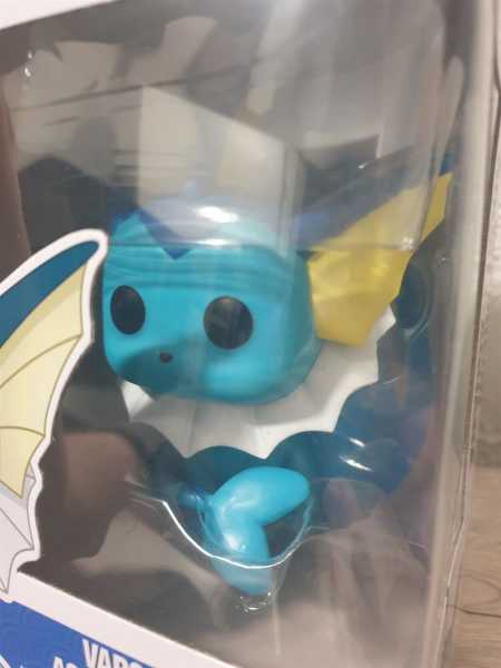 FUNKO POP Pokemon 627 Vaporeon Aquali Aquana