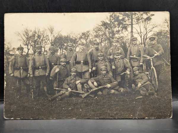 AK Ansichtskarte Postkarte Feldpost Pickelhaube 10. Regiment Fahrrad