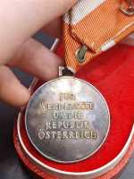 Medaille für Verdienste um die Republik Österreich im Etui Orden Ehrenzeichen