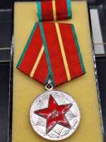 Russland UdSSR CCCP Russia Die Medaille Für einwandfreien Dienst 20 Jahre