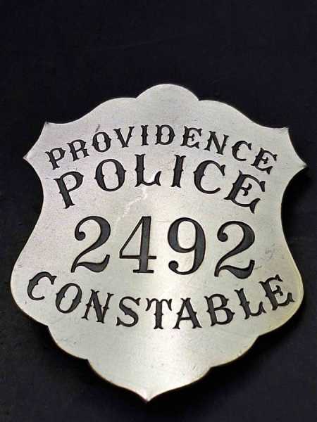 Providence Police 2492 Constable US Badge Polizei Police Abzeichen Marke Insigne