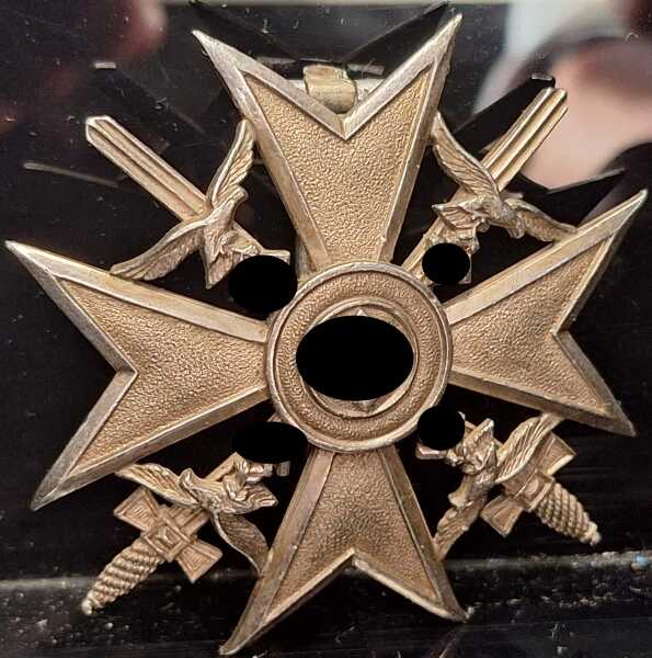 Spanienkreuz in Silber mit Schwertern 835 Schöner Zustand Wilhelm Deumer