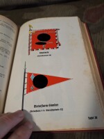 Organisationsbuch der NSDAP 5. Auflage von 1938 TOP Zustand Uniformtafel