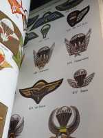 Parachute Badges and Insignia of the World Fallschirmjäger Abzeichen Fachbuch