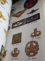 Parachute Badges and Insignia of the World Fallschirmjäger Abzeichen Fachbuch