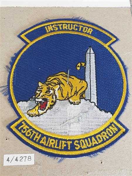 USA Patch Ärmelabzeichen USAF Air Force Instructor 756th Airlift Squadron Badge