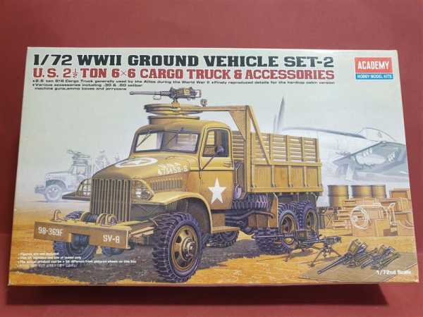 Academy 13402 U.S. 2 1/2 Ton 6x6 Cargo Truck Accessories 1:72 Vehicle Modellbau