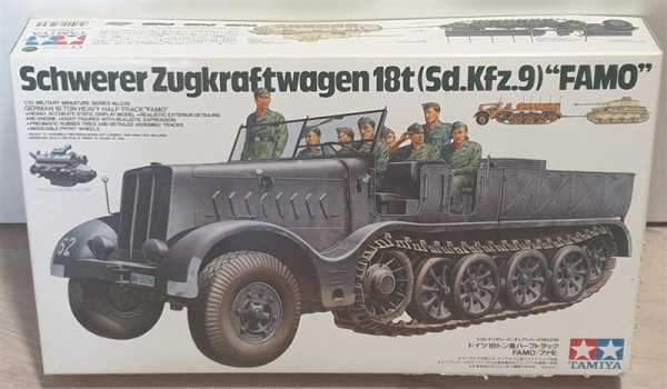 Tamiya 35239 Schwerer Zugkraftwagen 18t Sd.Kfz.9 FAMO 1:35 Modellbausatz