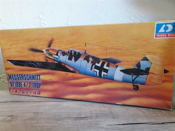 AODA Hobby Kits 15008 Messerschmitt BF109E-4/7 Trop Wehrmacht 1:72 Modellbausatz