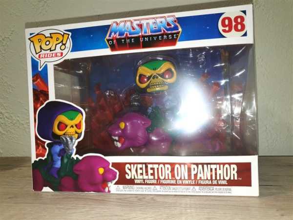 FUNKO POP! Masers of the Universe 98 Skeletor on Panthor mit Waffe in der Hand