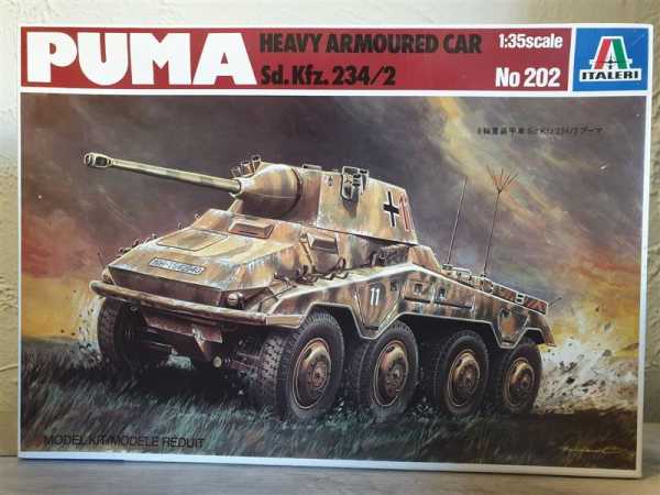 Italeri 202 PUMA Heavy Armoured Car SD.Kfz.234/2 Militär 1:35 Modellbausatz RAR