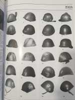 Marzetti Combat Helmets of the World Stahlhelme der ganzen Welt! Fachbuch! RAR!!