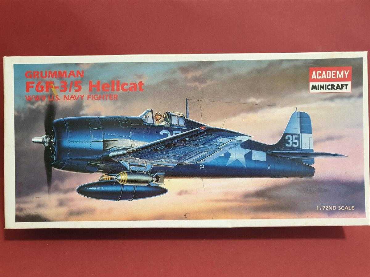 Academy 2121 Grumman F6F-3/5 Hellcat US Navy Fighter 1:72 Flugzeug Ai ...