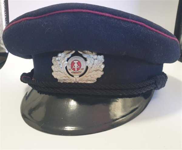 Alte Schirmmütze DDR Feuerwehr Mützenkordel Emblem Gr. 55 Emhage Berlin Uniform