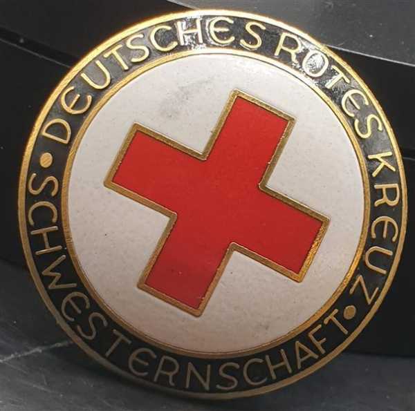 Deutsches Rotes Kreuz Schwesternschaft Stuttgart 42mm Sehr Selten !3D Ansicht!