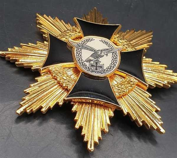 Österreich Austria Eiserne Kreuz Bruststern Adler Gold Stufe Schwarze Kreuz RAR