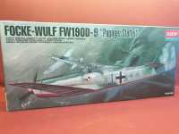 Academy FA202 Focke-Wulf Fw 190D-9 Papagei Staffel...