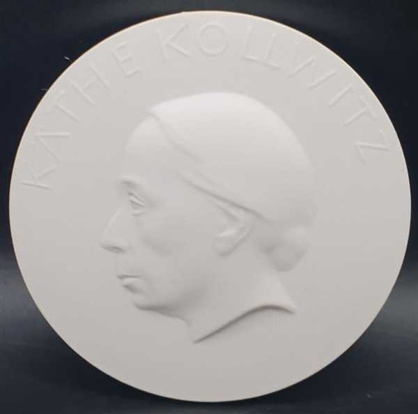 Münze Plakette Medaille Bisquitporzellan Käthe Kollwitz 1867-1945 Pour le Mérite