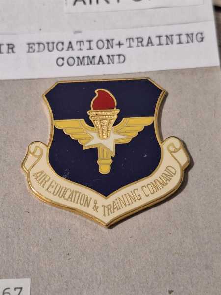 Amerika USA US Patch Air Force Luftwaffe Pin Badge Education Training Command