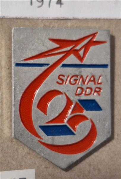 DDR NVA Orden Abzeichen Signal 1974 - 25 Jahre