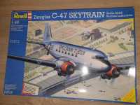 Revell 04518 Douglas C-47 Skytrain Berliner...