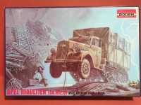 Roden 715 WWII German Semi-Truck OPEL Maultier Sd. Kfz.3...