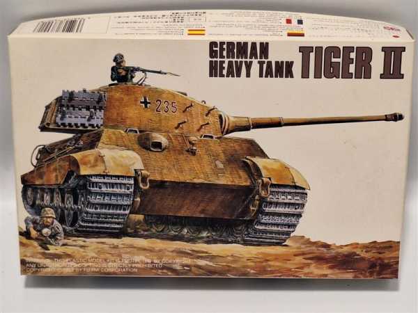 Fujimi 76001 German Heavy Tank Tiger II Panzer Militaria 1:76 Modellbausatz RAR