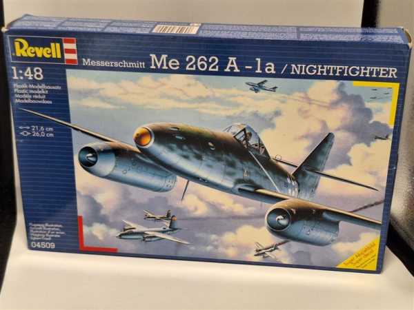 Revell 04509 Messerschmitt Me 262 A-1A Nightfighter 1:48 Modellbausatz Flugzeug