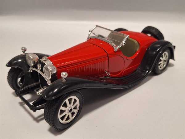 Bburago Bugatti Type 55 1932 Modellbau Fertigmodell Auto 1:24