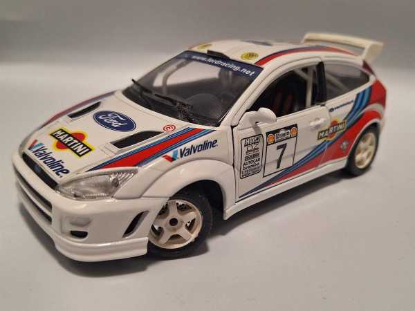 Bburago Ford Focus Werbung Rennauto Modellbau Fertigmodell Auto 1:24 RAR