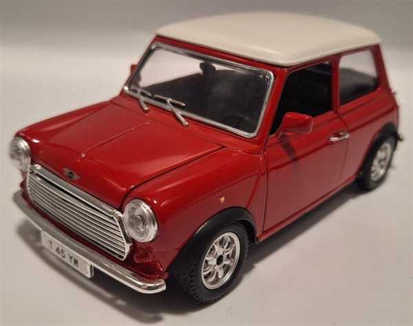 Bburago Mini Cooper Italien Italy BMW Modellbau Fertigmodell Auto 1:24