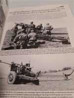 Tankograd 6016 U.S. WW II 105mm Howitzers M2A1 & M3...