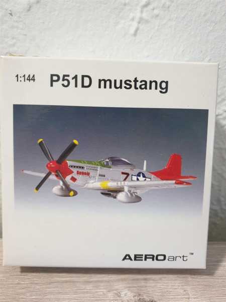 AeroArt 31442 P51D Mustang Metall Fertigmodell Flugzeug 1:144 Militär + Ständer