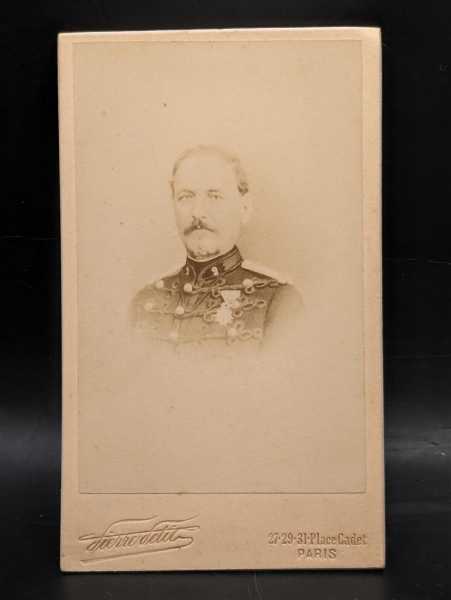 CDV um 1900 Militaria Paris Frankreich Soldat mit Orden Medal Abzeichen Uniform