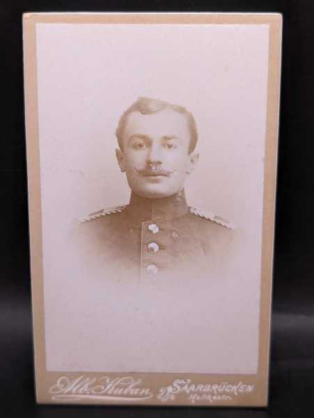 CDV um 1900 Militaria Saarbrücken Infanterie-Regiment Nr. 70 Soldat IR70 Uniform