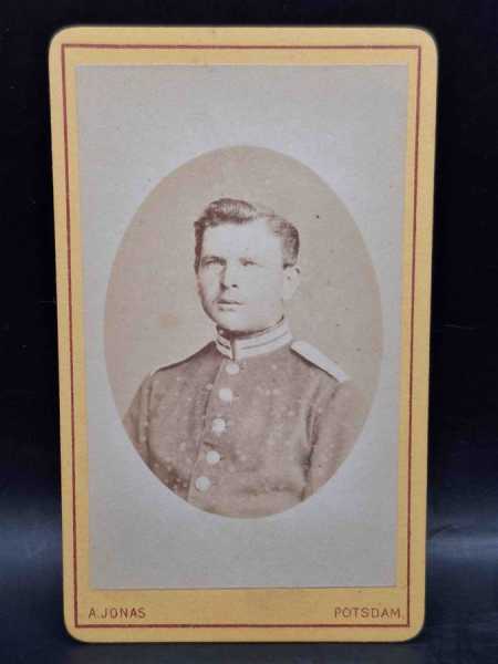 CDV um 1900 Militaria Soldat Uniform Waffenrock Potsdam Schulterstücke Effekten